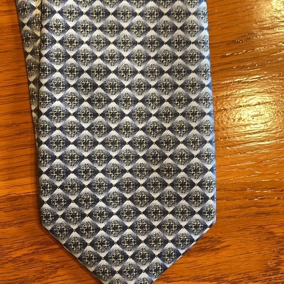 Ivre Hausse patterned tie 4” wide - Picture 5 of 6